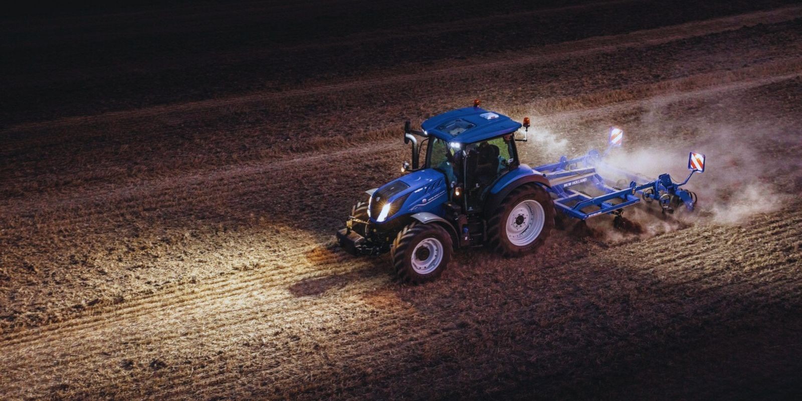 Zdjęcie ciągnika z serii T5 od New Holland