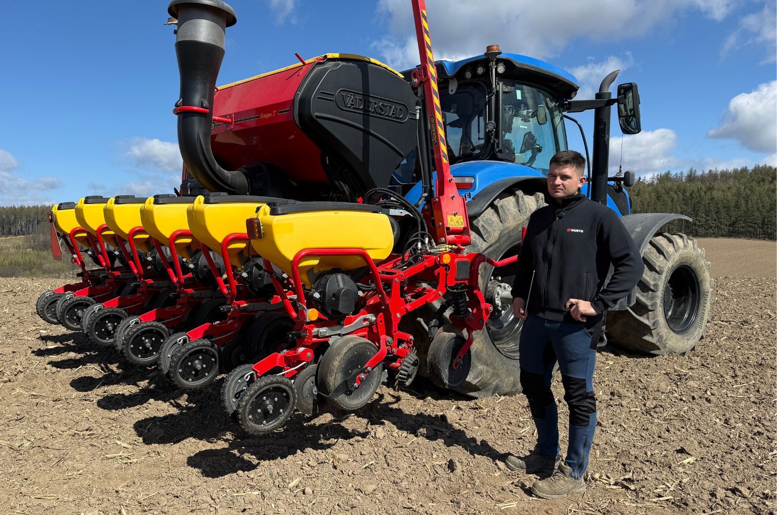 Właściciel siewnika Vaderstad Tempo - Rafał Samołyk