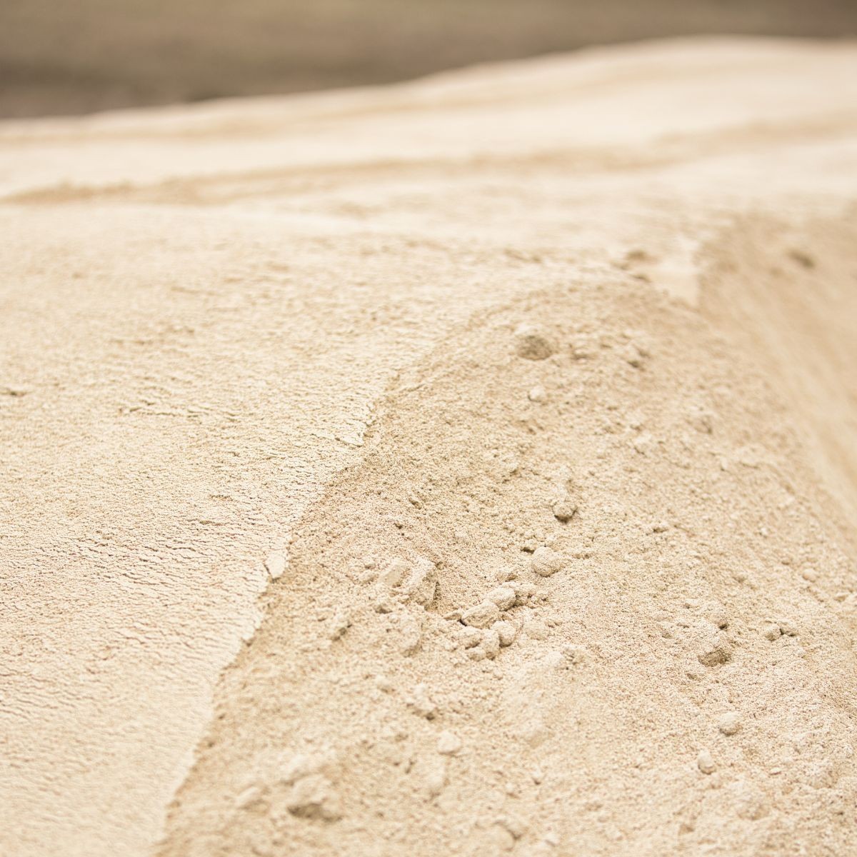 Wapno sypkie jest najbardziej popularne wśród użytkowników, natomiast nie stosuje się go pogłównie